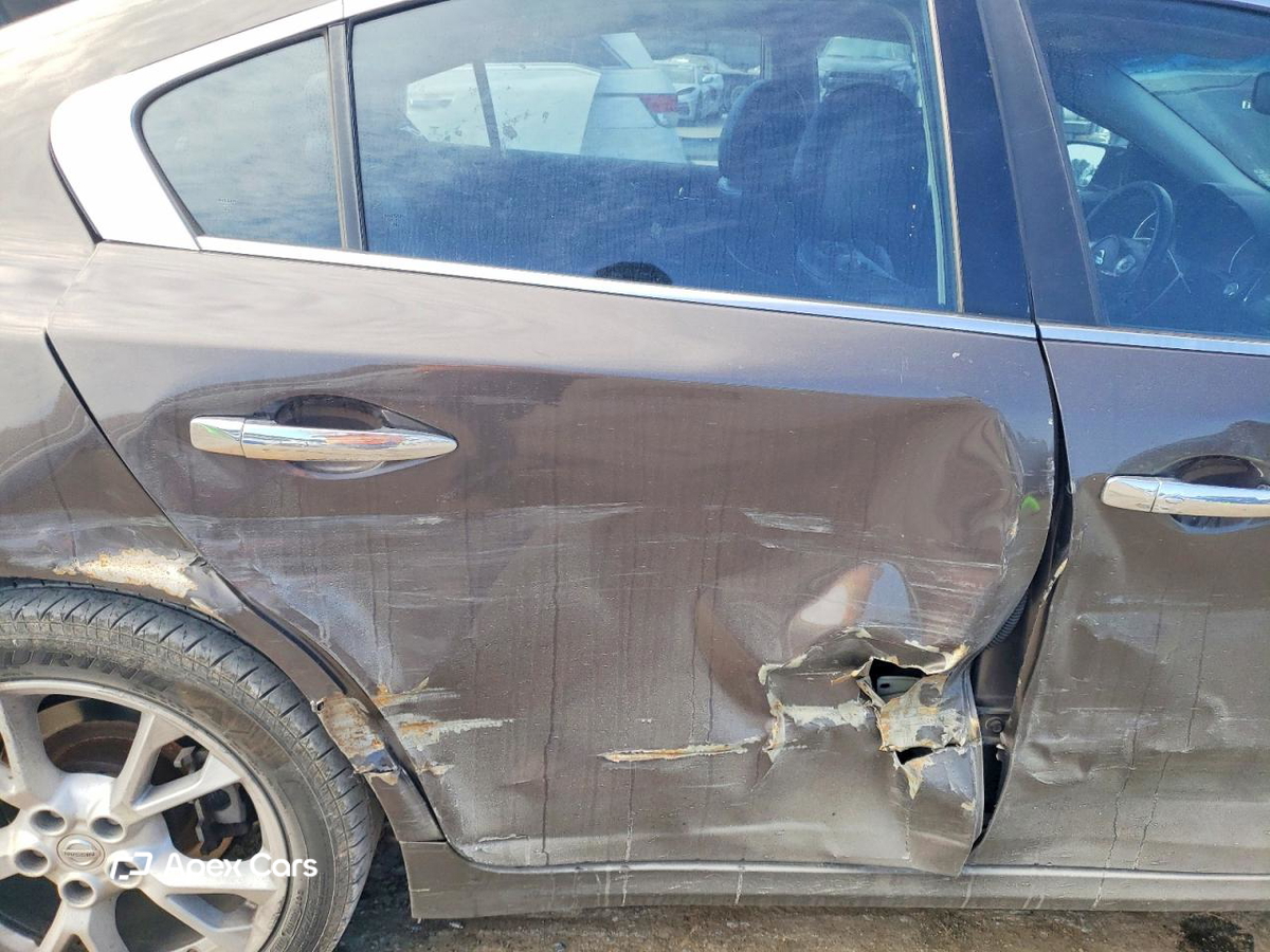 Nissan Maxima 2012