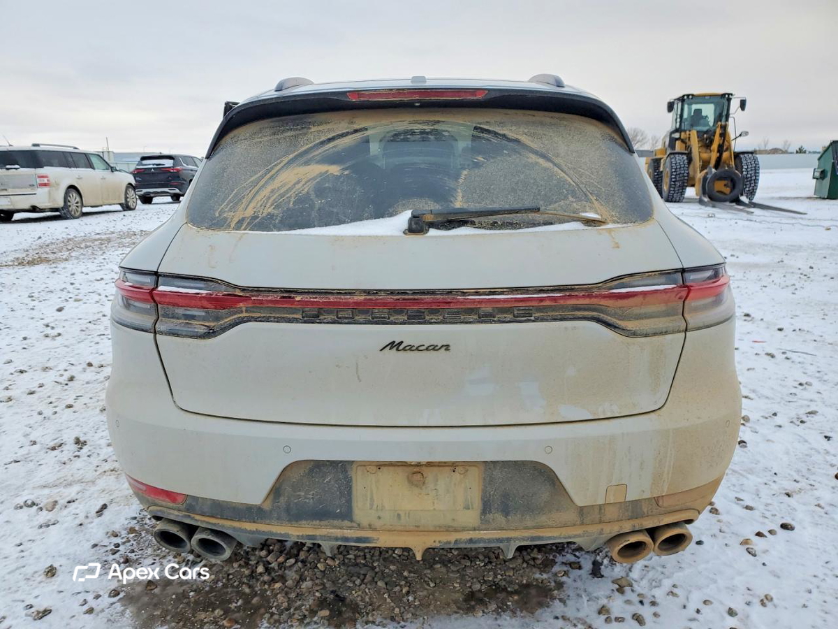 Porsche Macan 2021
