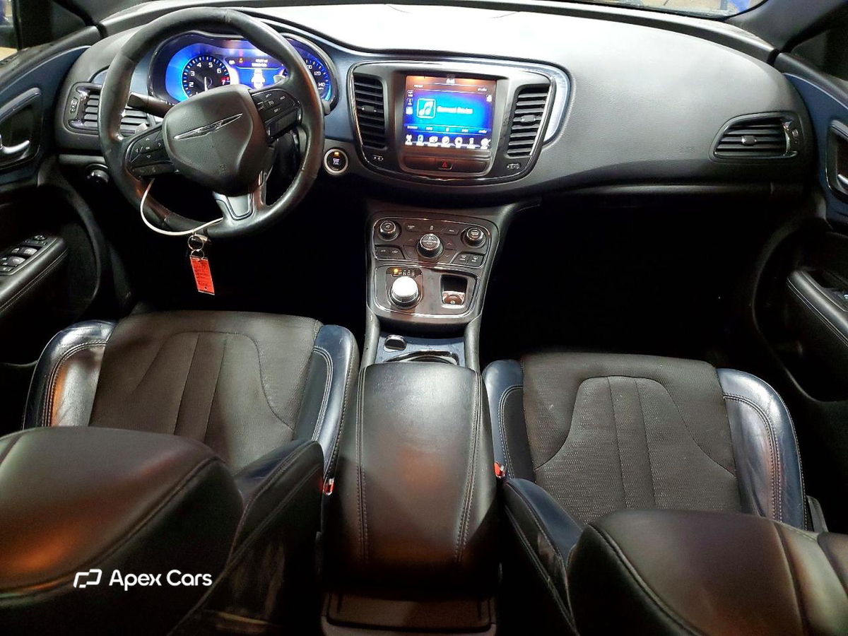 Chrysler 200 2015