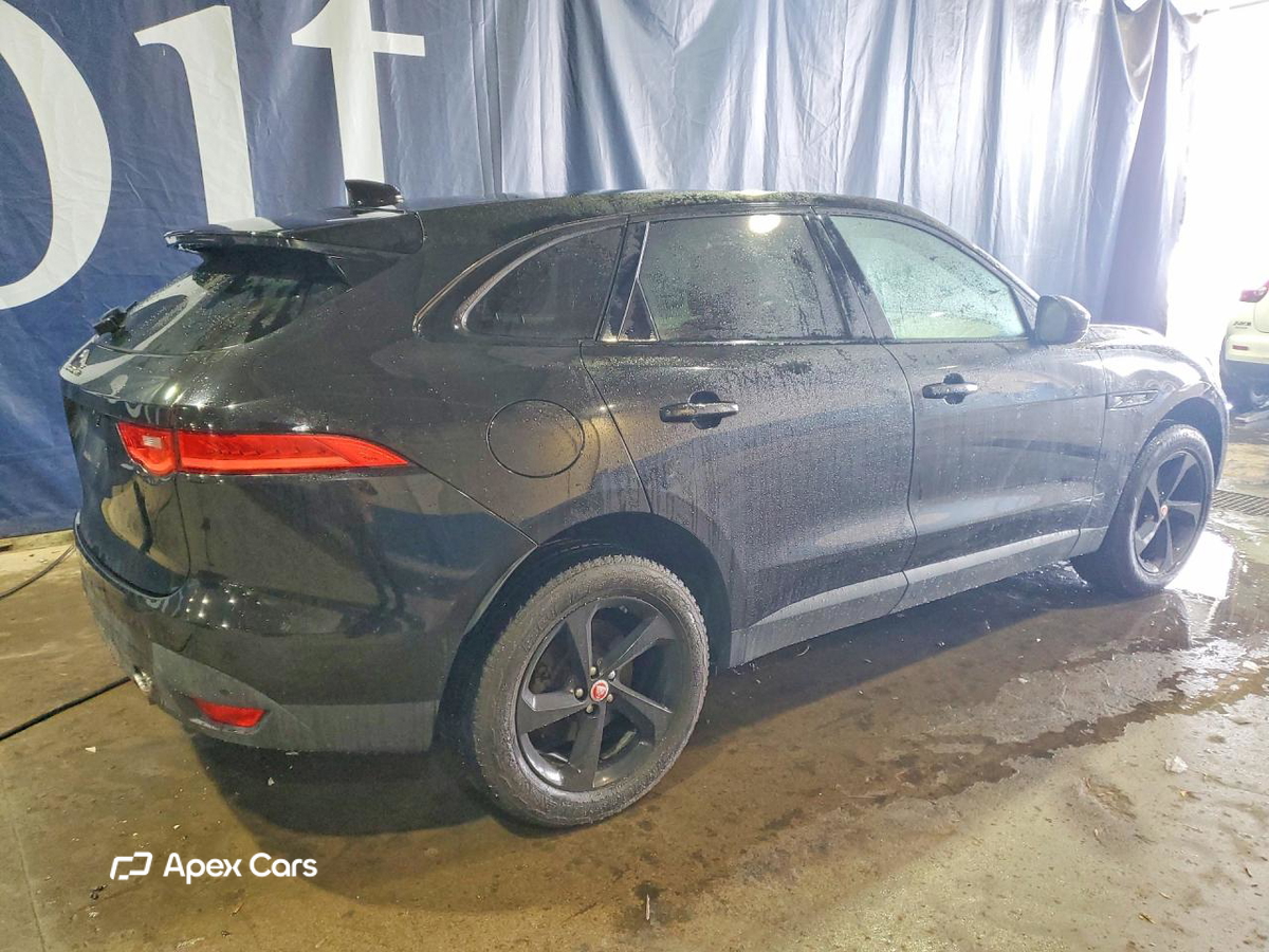 Jaguar F-Pace 2017