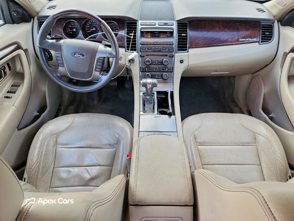 Ford Taurus 2011