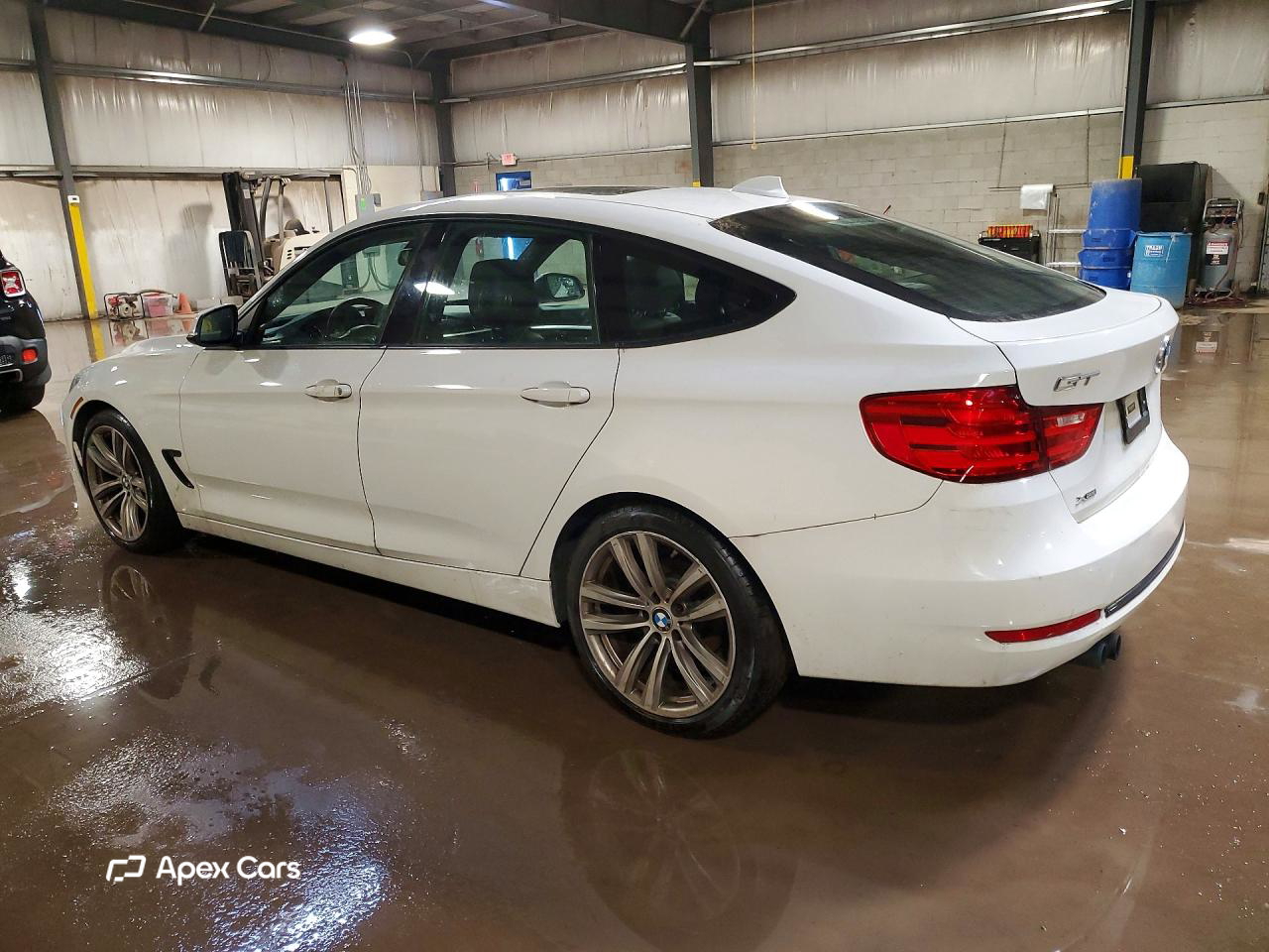 BMW Series 3 2016