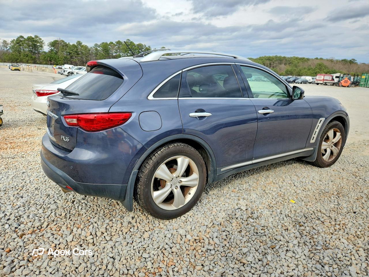 Infiniti FX 2010