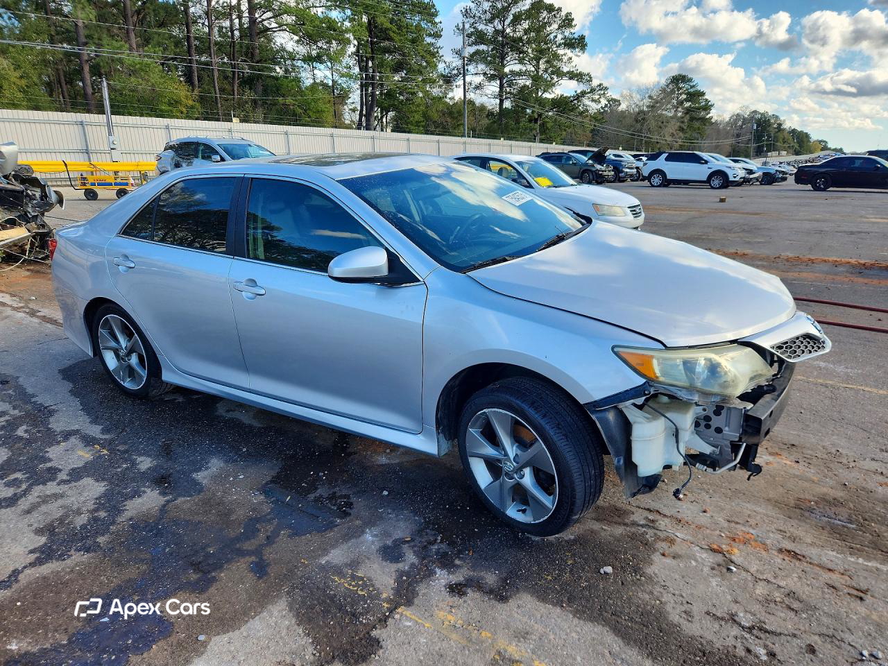 Toyota Camry 2012
