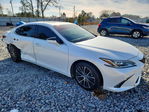 Lexus ES 2025