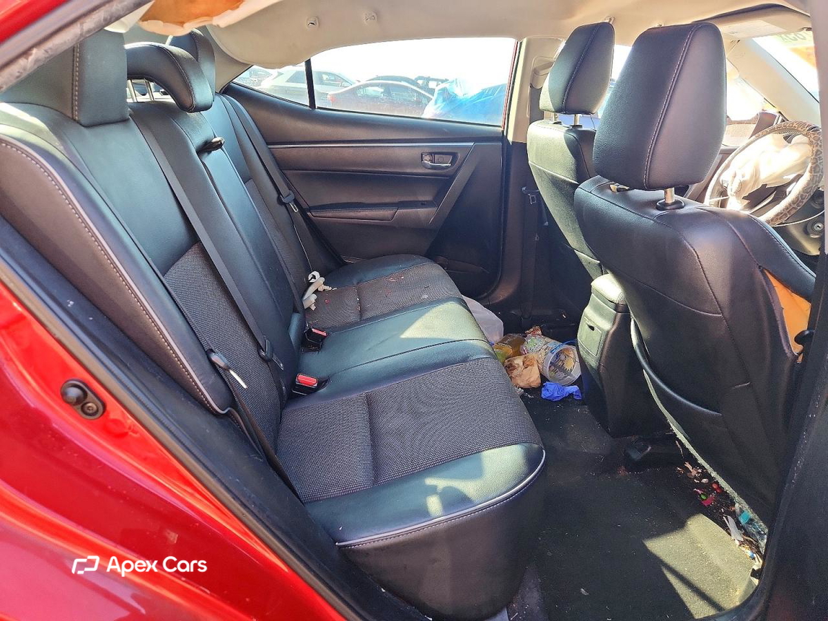Toyota Corolla 2015