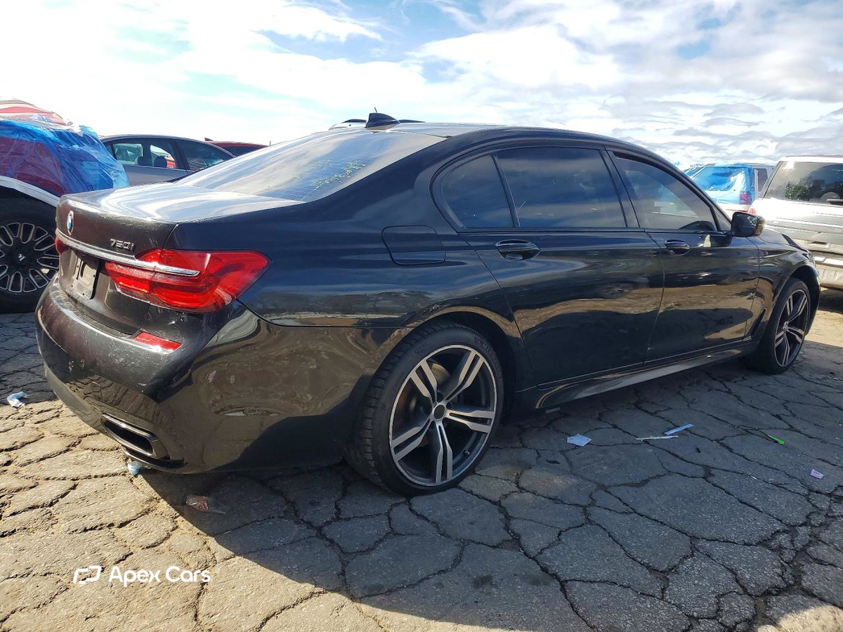 BMW Series 7 2016