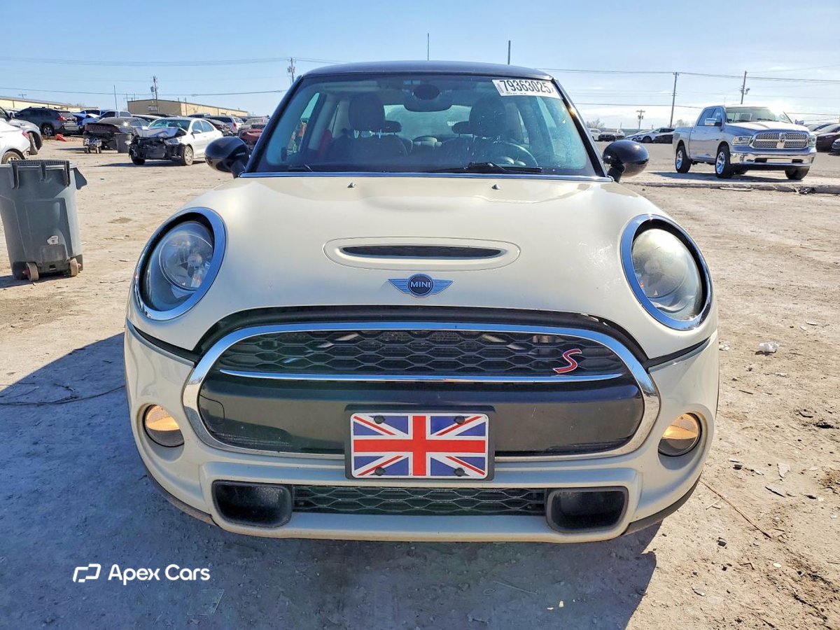 MINI Cooper 2015