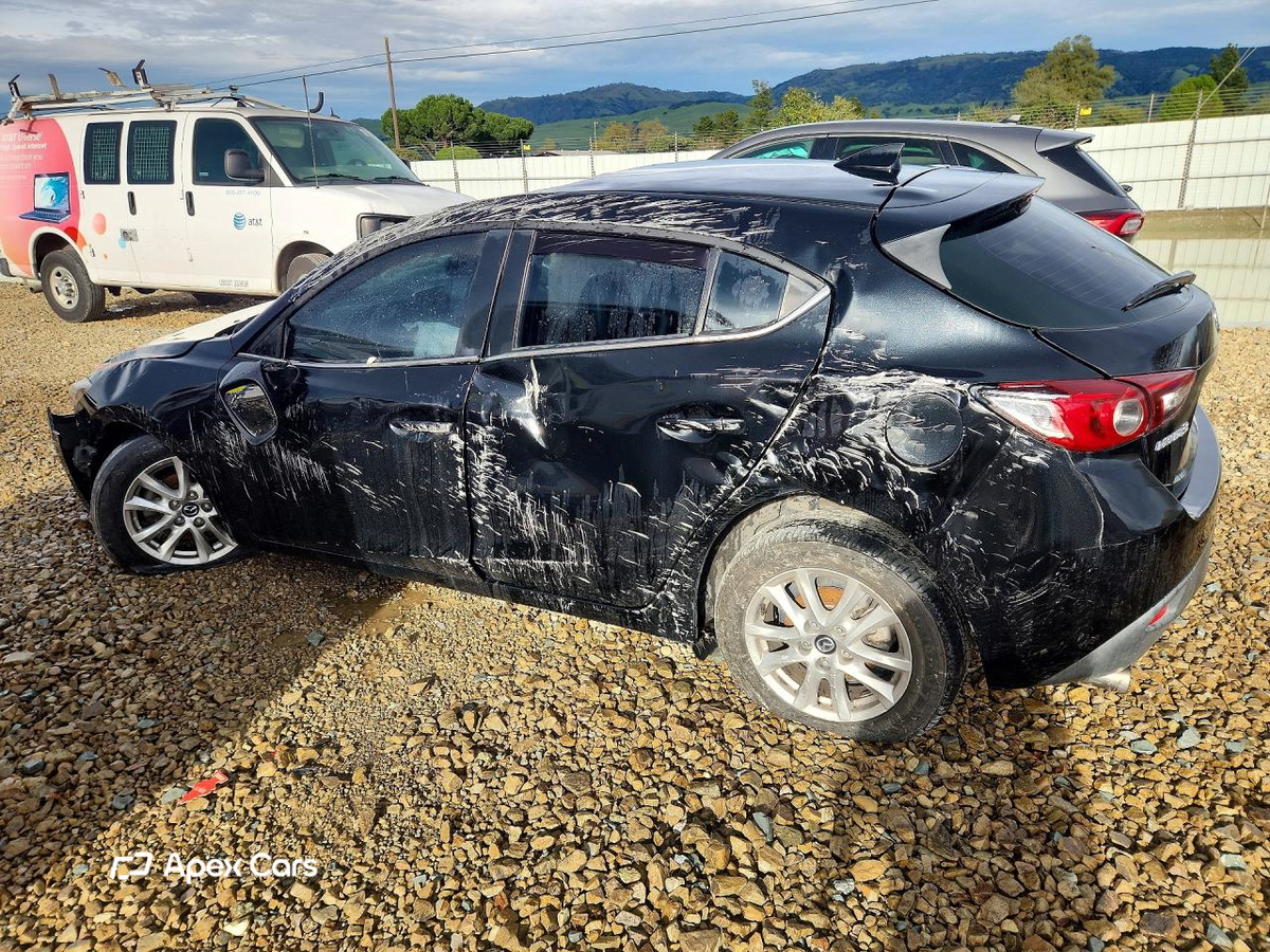 Mazda 3 2016