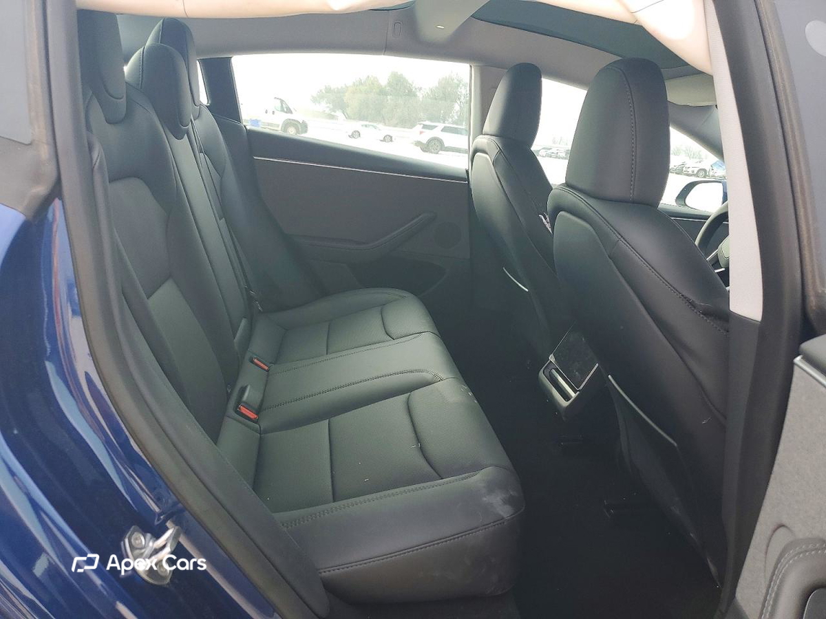 Tesla Model 3 2025