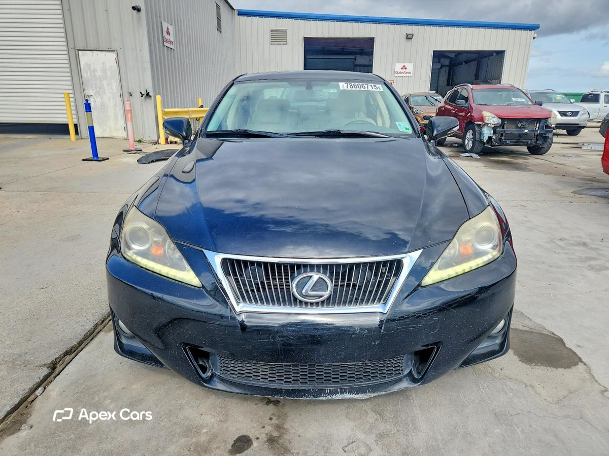 Lexus IS 2013