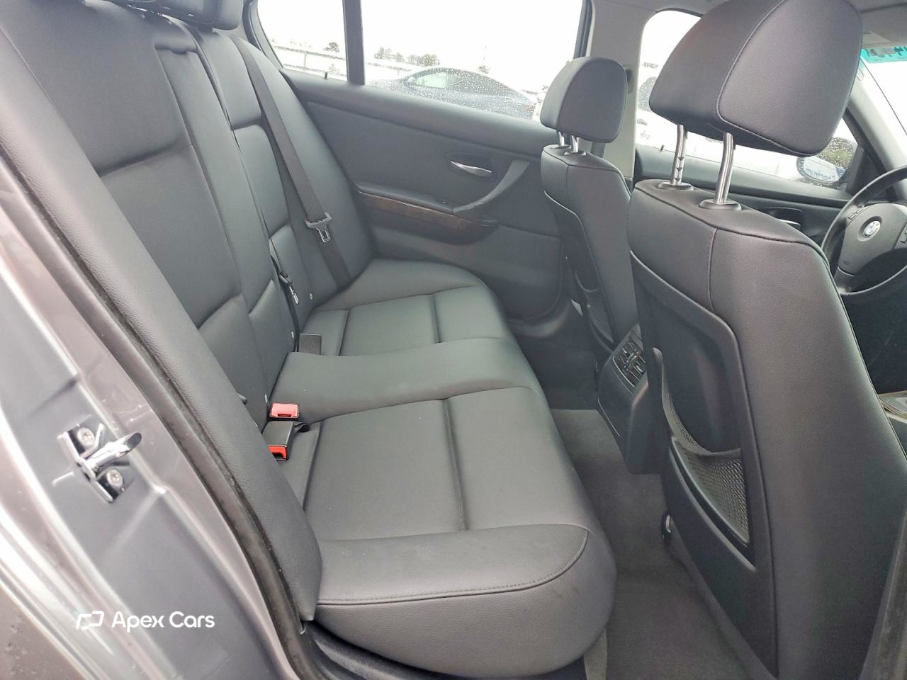 BMW Series 3 2009