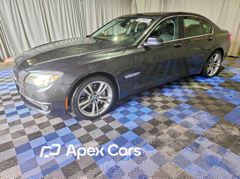 BMW Series 7 2013 - Image 1 of 12