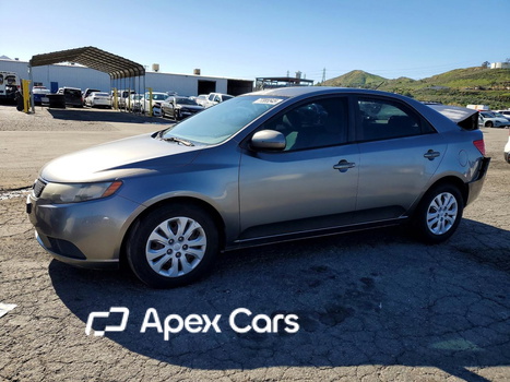 Kia Forte 2011 - Image 1 of 13