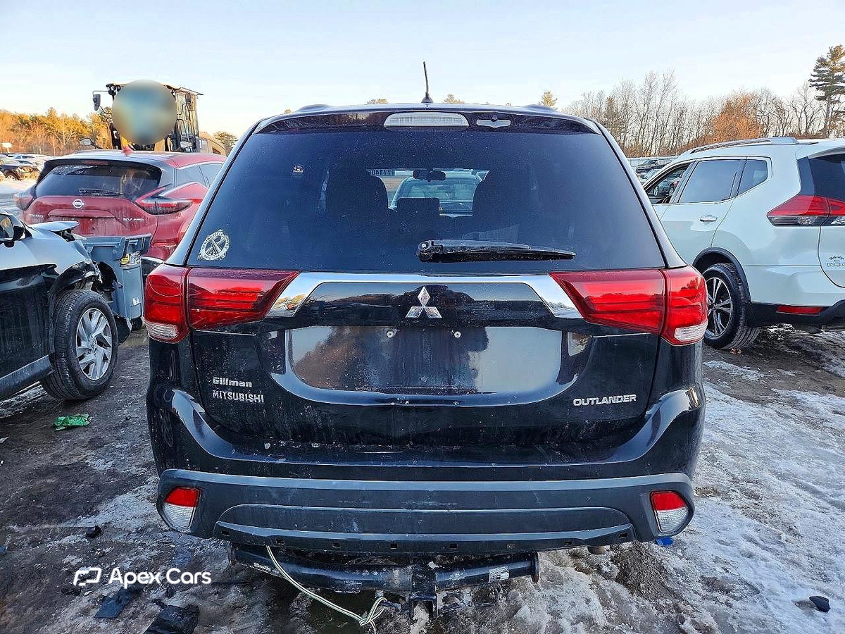Mitsubishi Outlander 2016