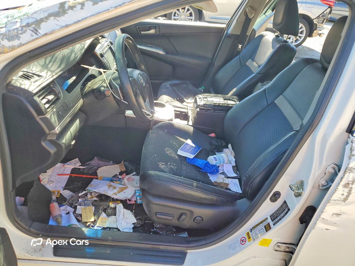 Toyota Camry 2014