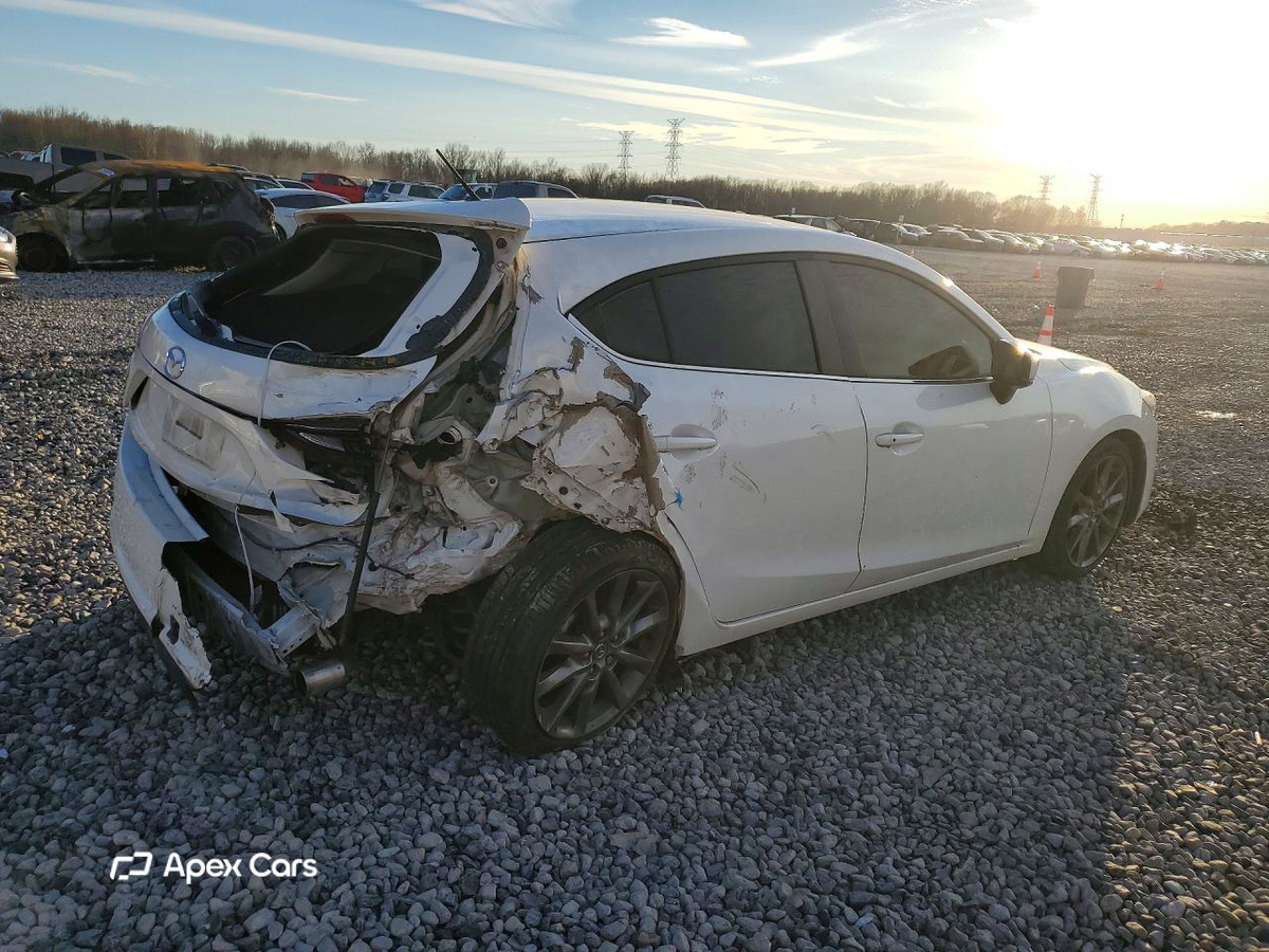 Mazda 3 2018