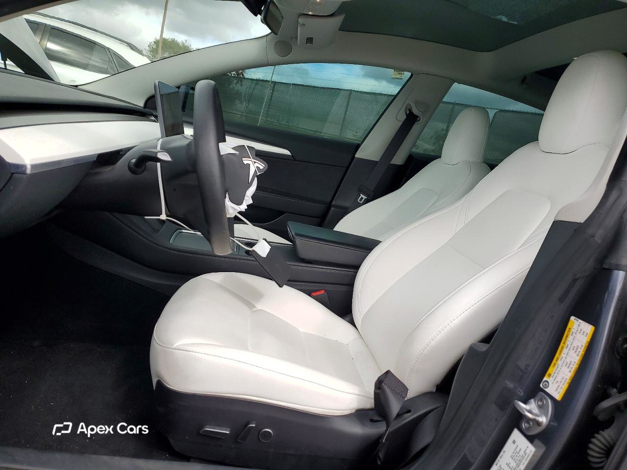 Tesla Model 3 2023