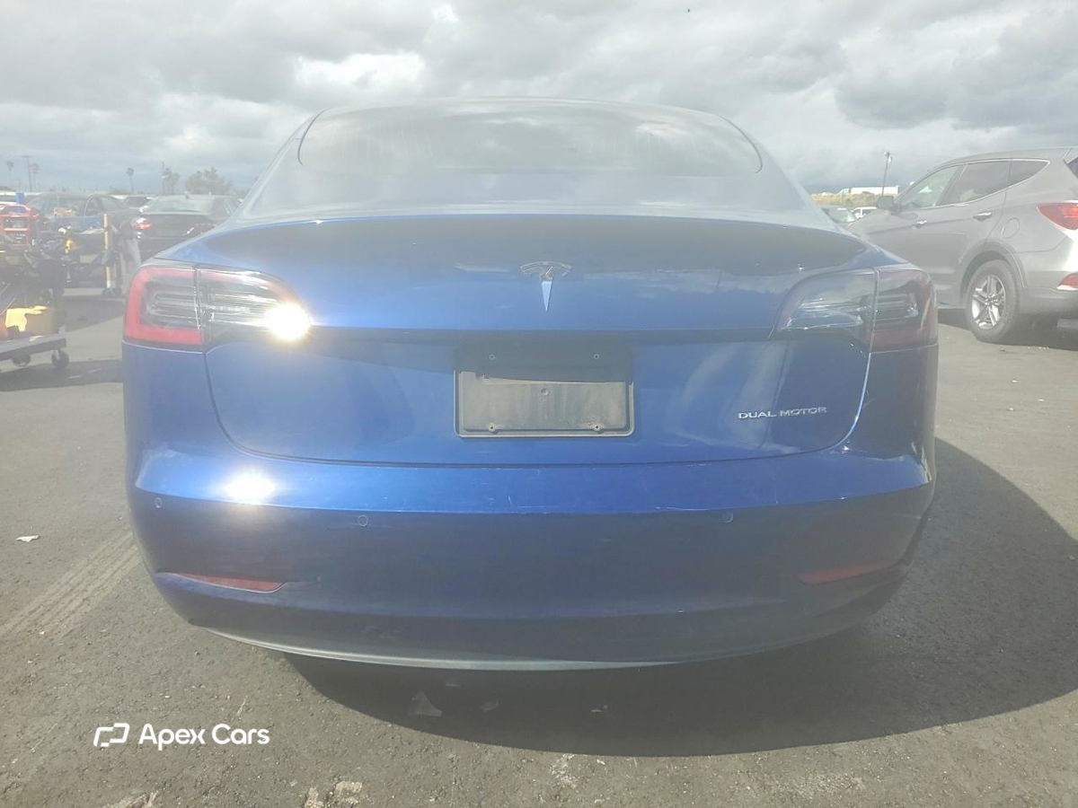 Tesla Model 3 2020