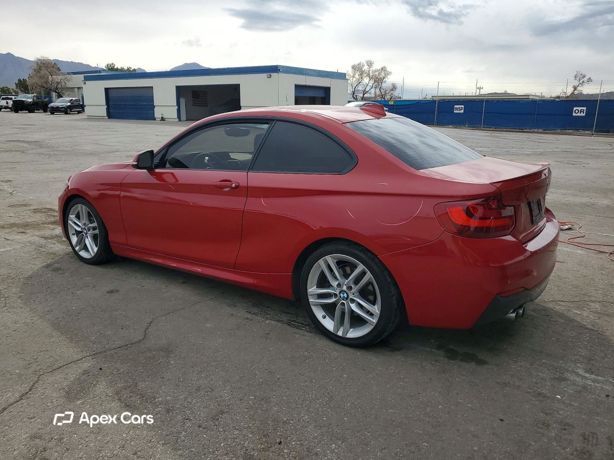 BMW Series 2 2016