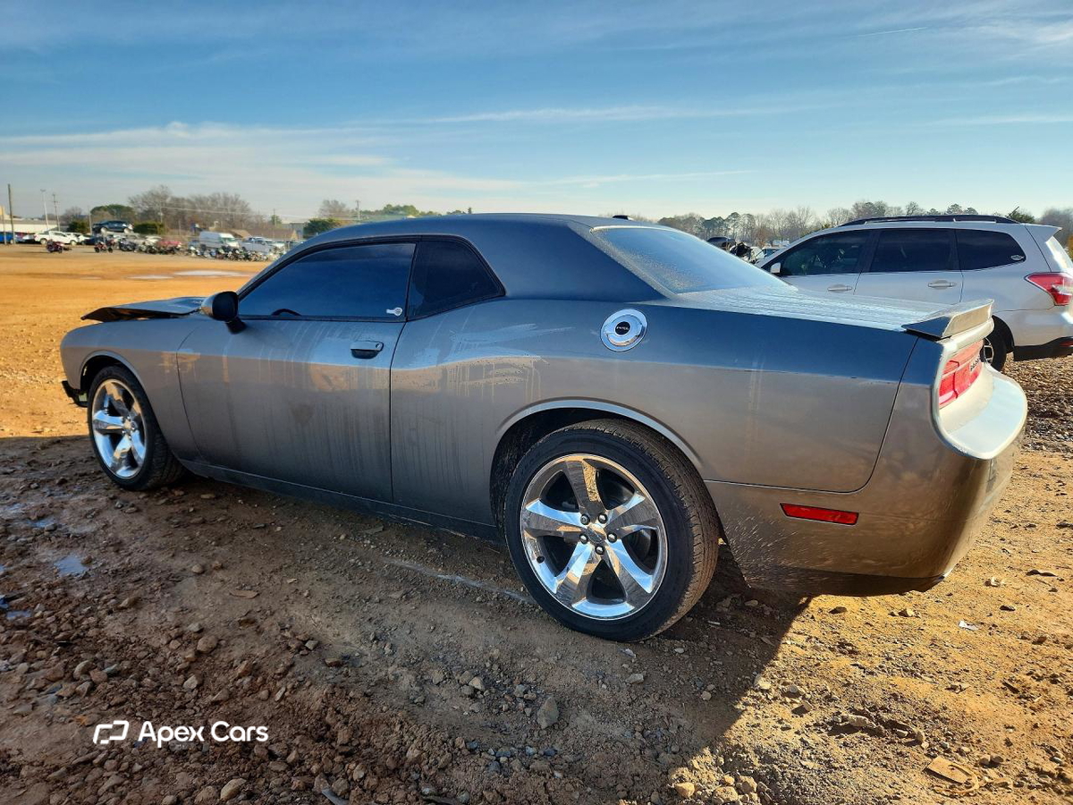 Dodge Challenger 2012