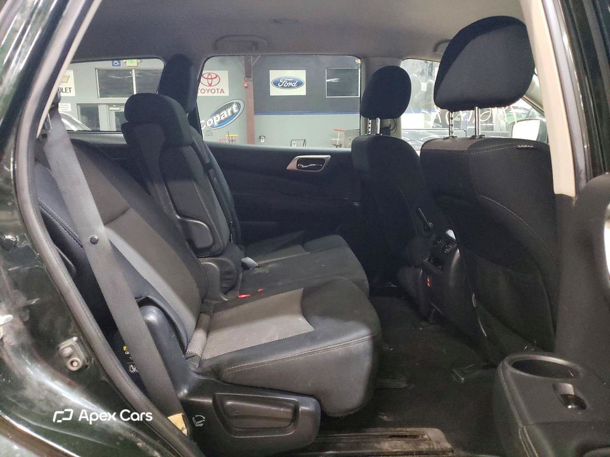 Nissan Pathfinder 2018