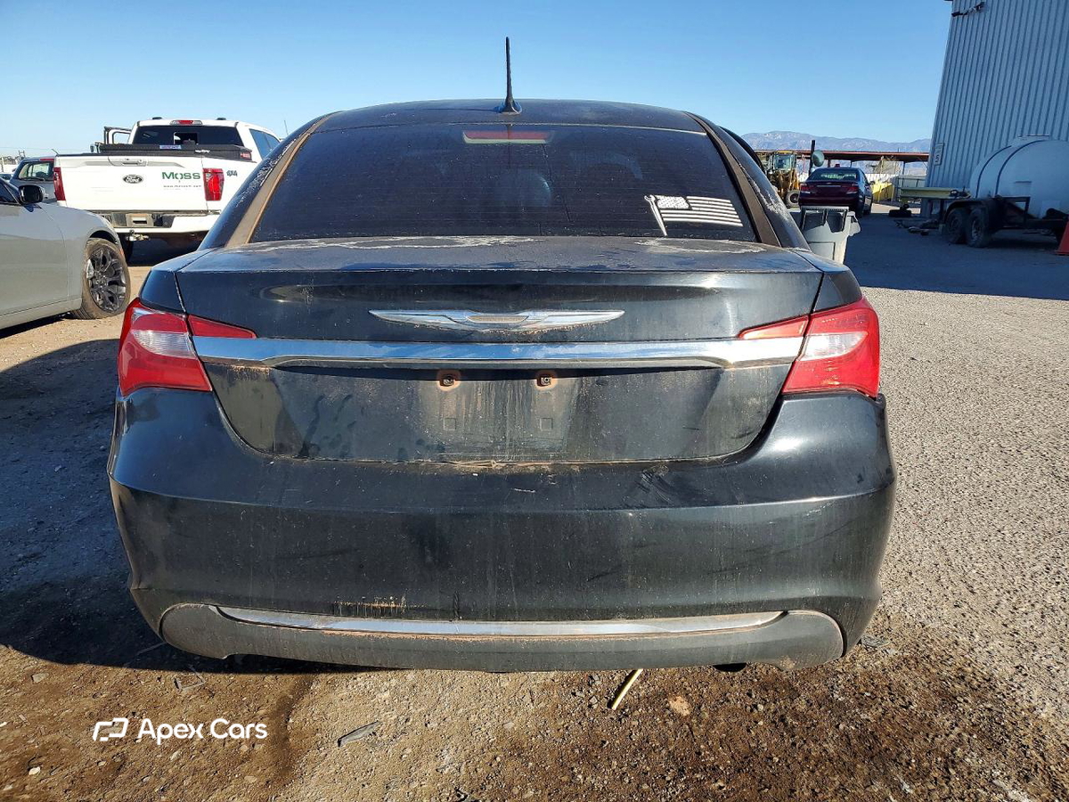 Chrysler 200 2013