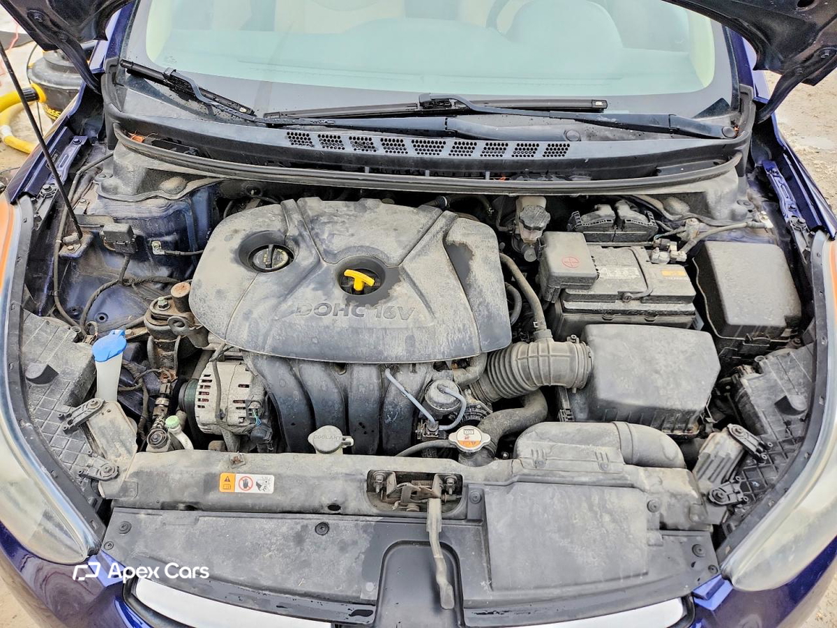 Hyundai Elantra 2013