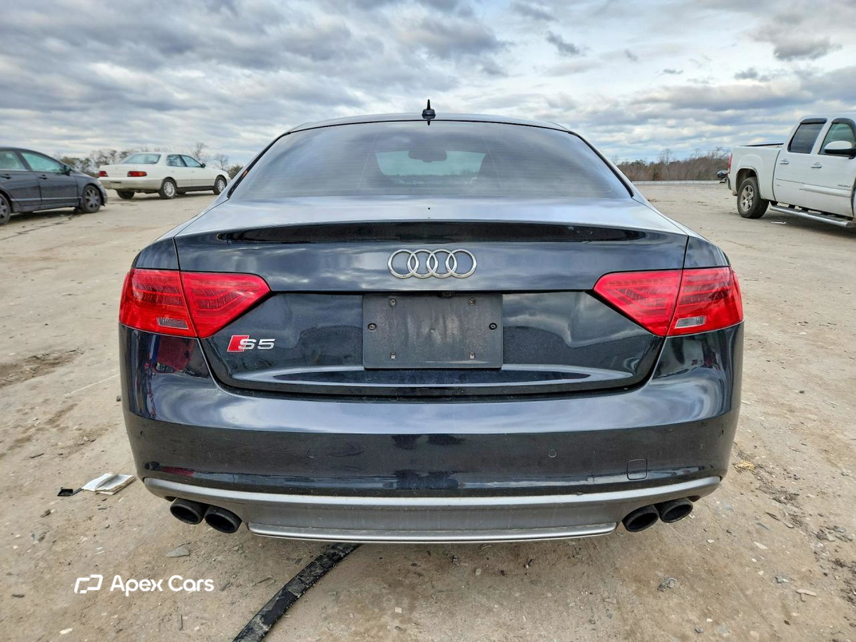 Audi RS5 2013