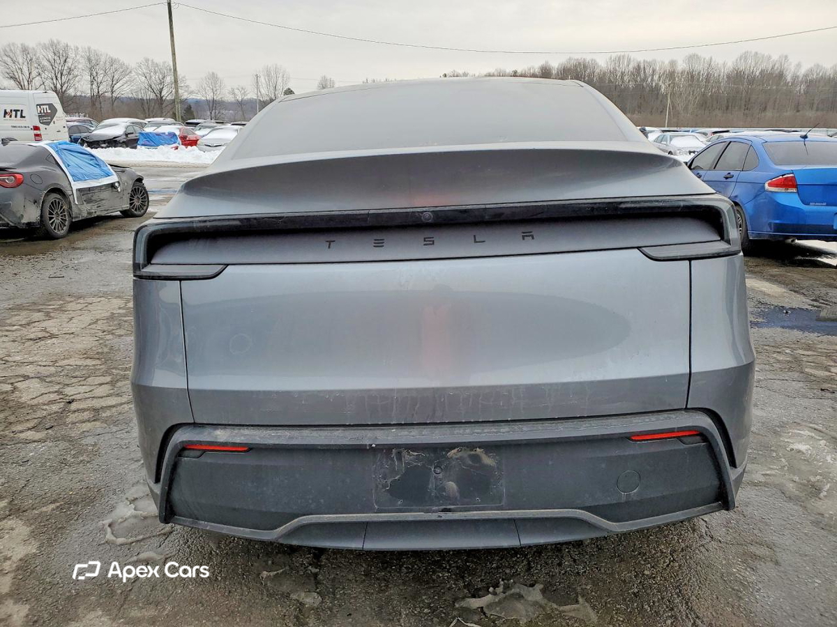Tesla Model Y 2026