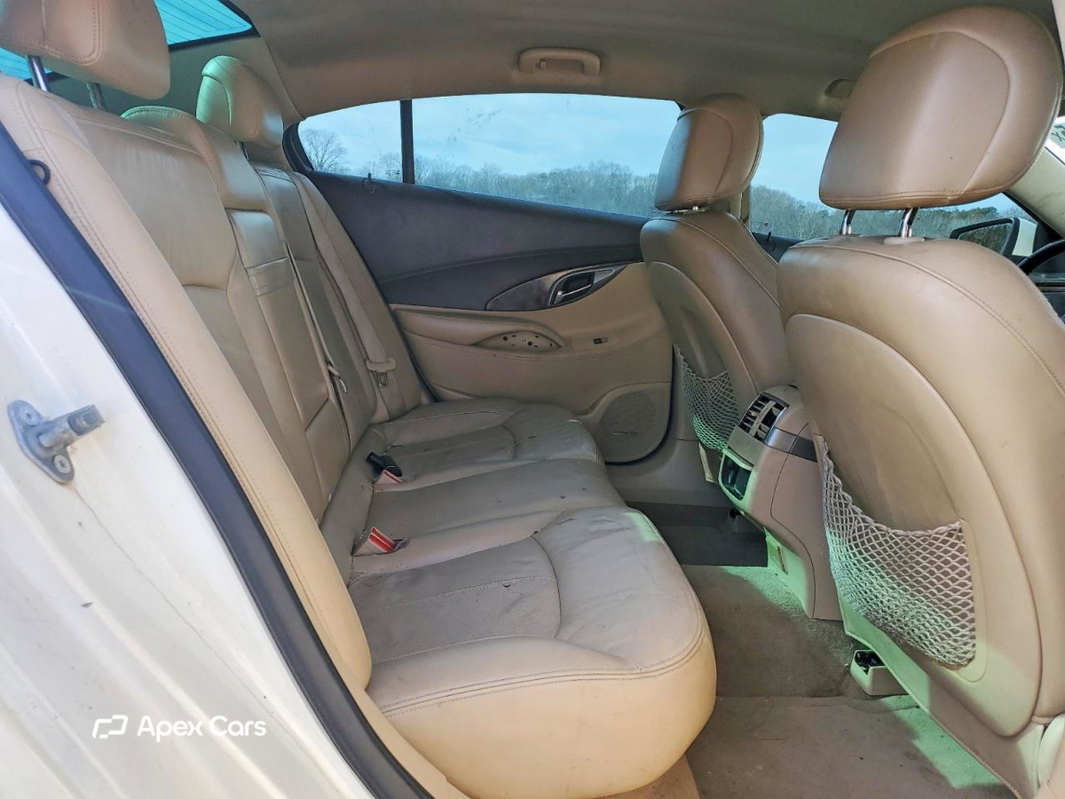 Buick LaCrosse 2011