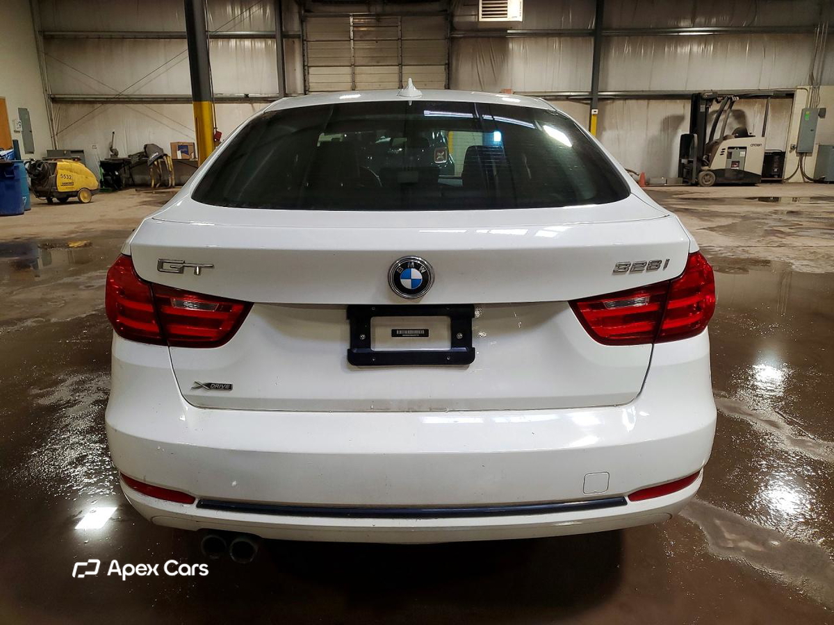 BMW Series 3 2016