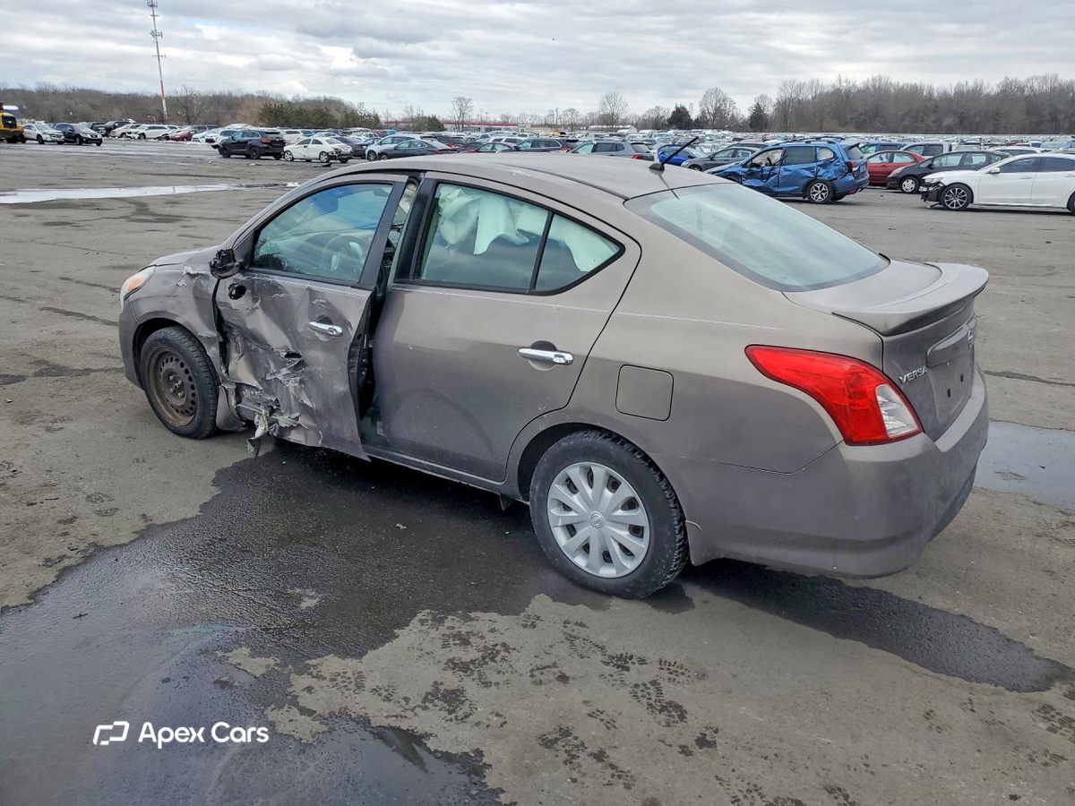 Nissan Versa 2017
