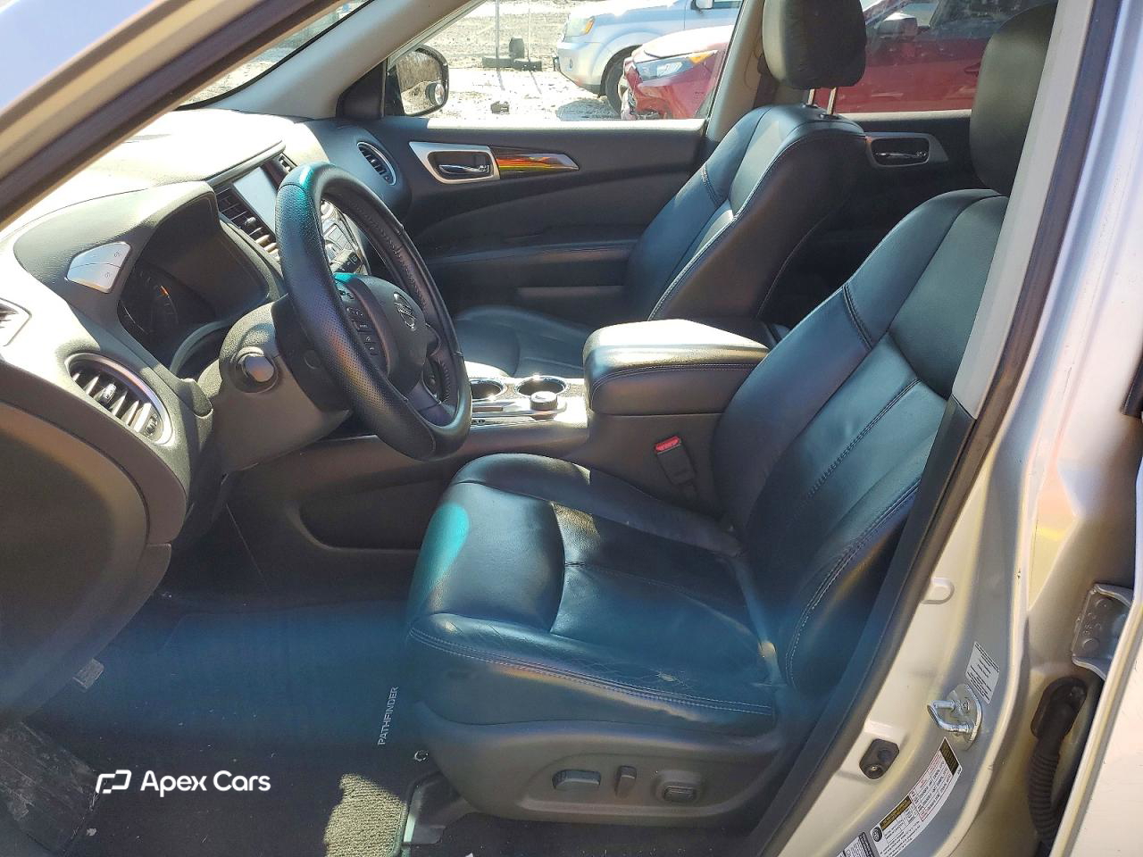 Nissan Pathfinder 2014