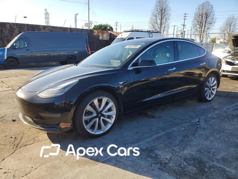 Tesla Model 3 2019 - Image 1 of 12