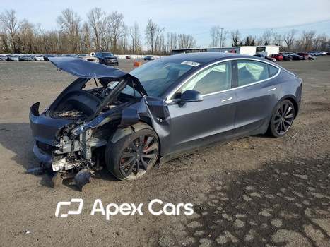Tesla Model 3 2020 - Image 1 of 13