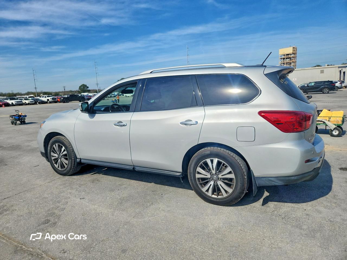 Nissan Pathfinder 2017