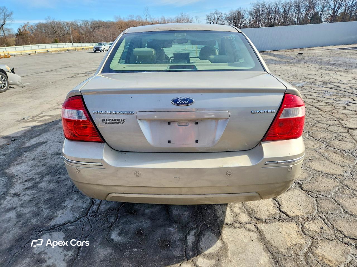 Ford Five Hundred 2005