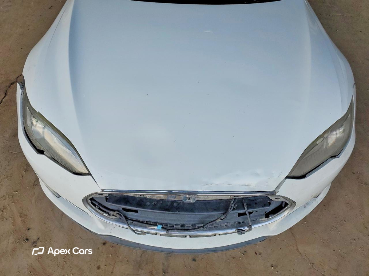 Tesla Model S 2013