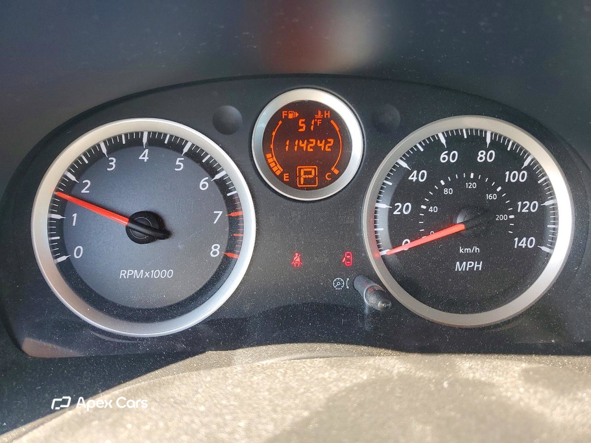 Nissan Sentra 2012
