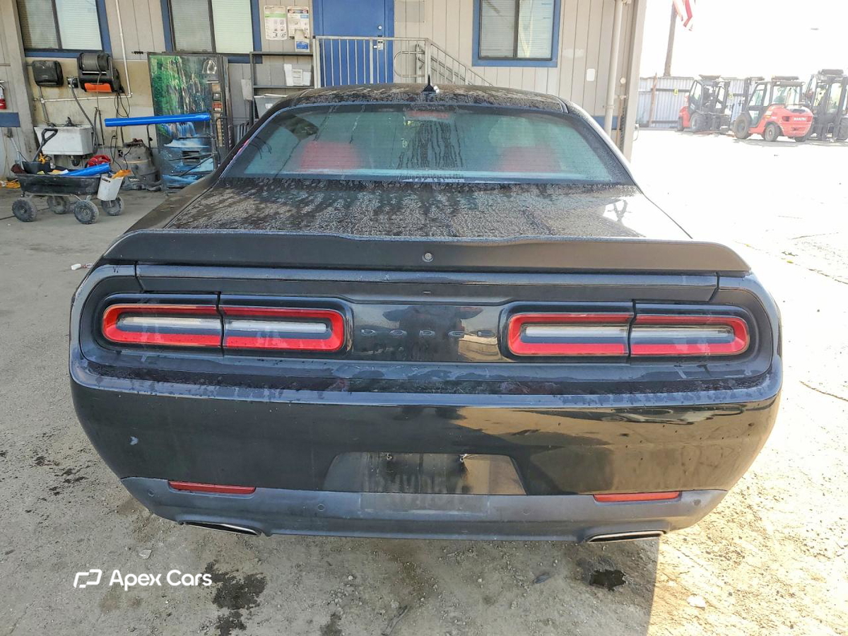 Dodge Challenger 2021