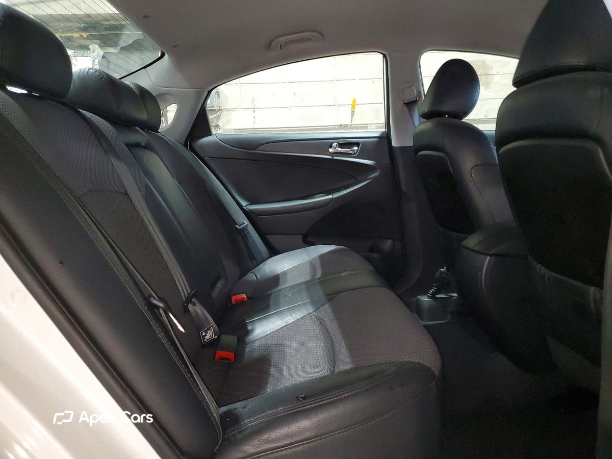 Hyundai Sonata 2011