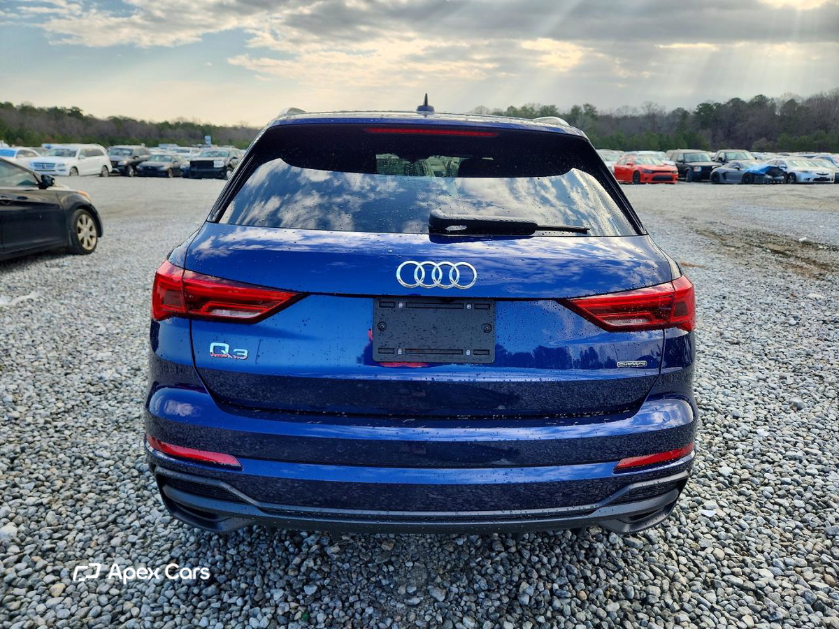 Audi Q3 2021