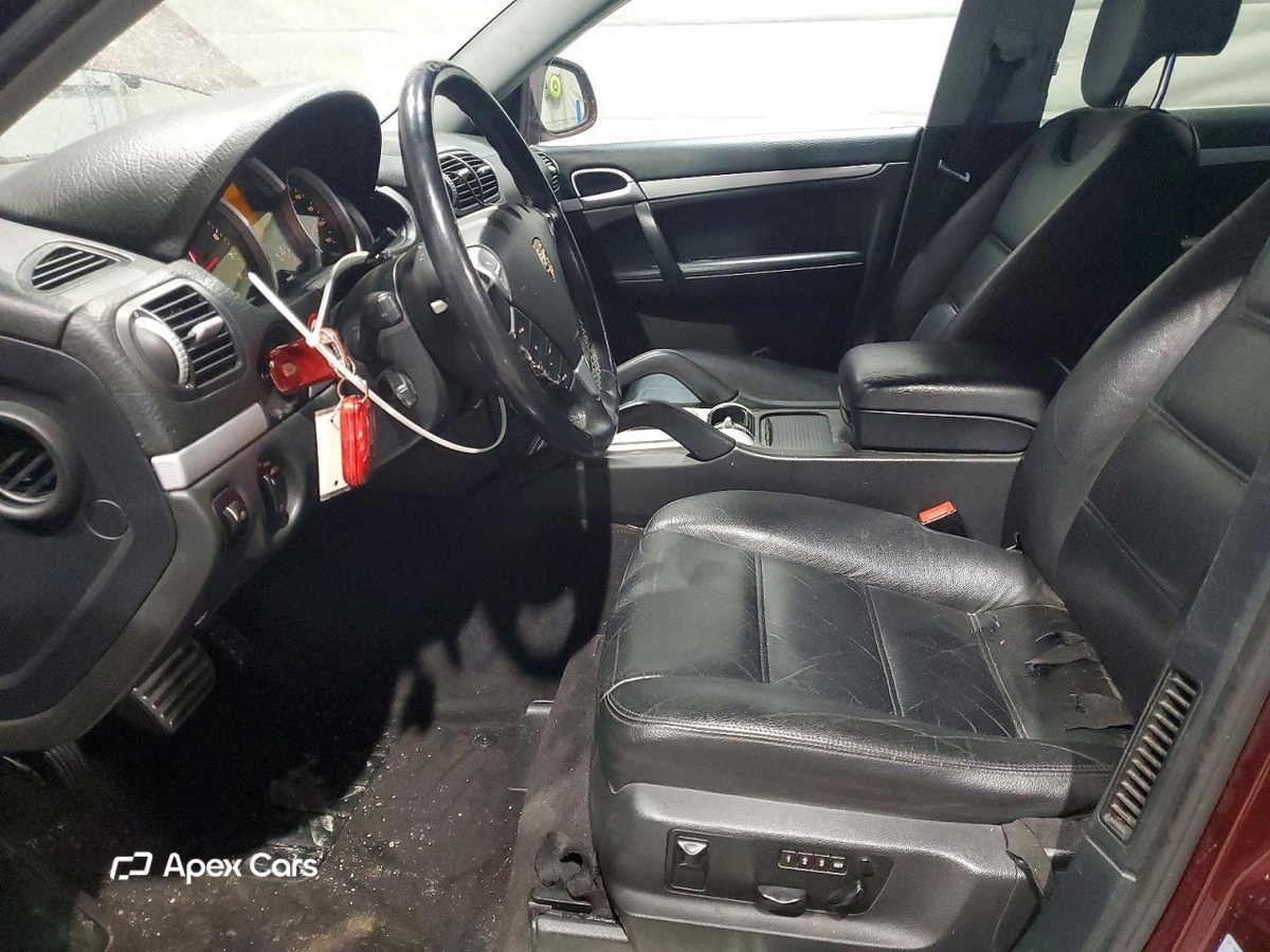 Porsche Cayenne 2005
