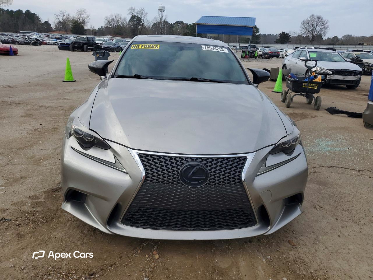 Lexus IS 2015