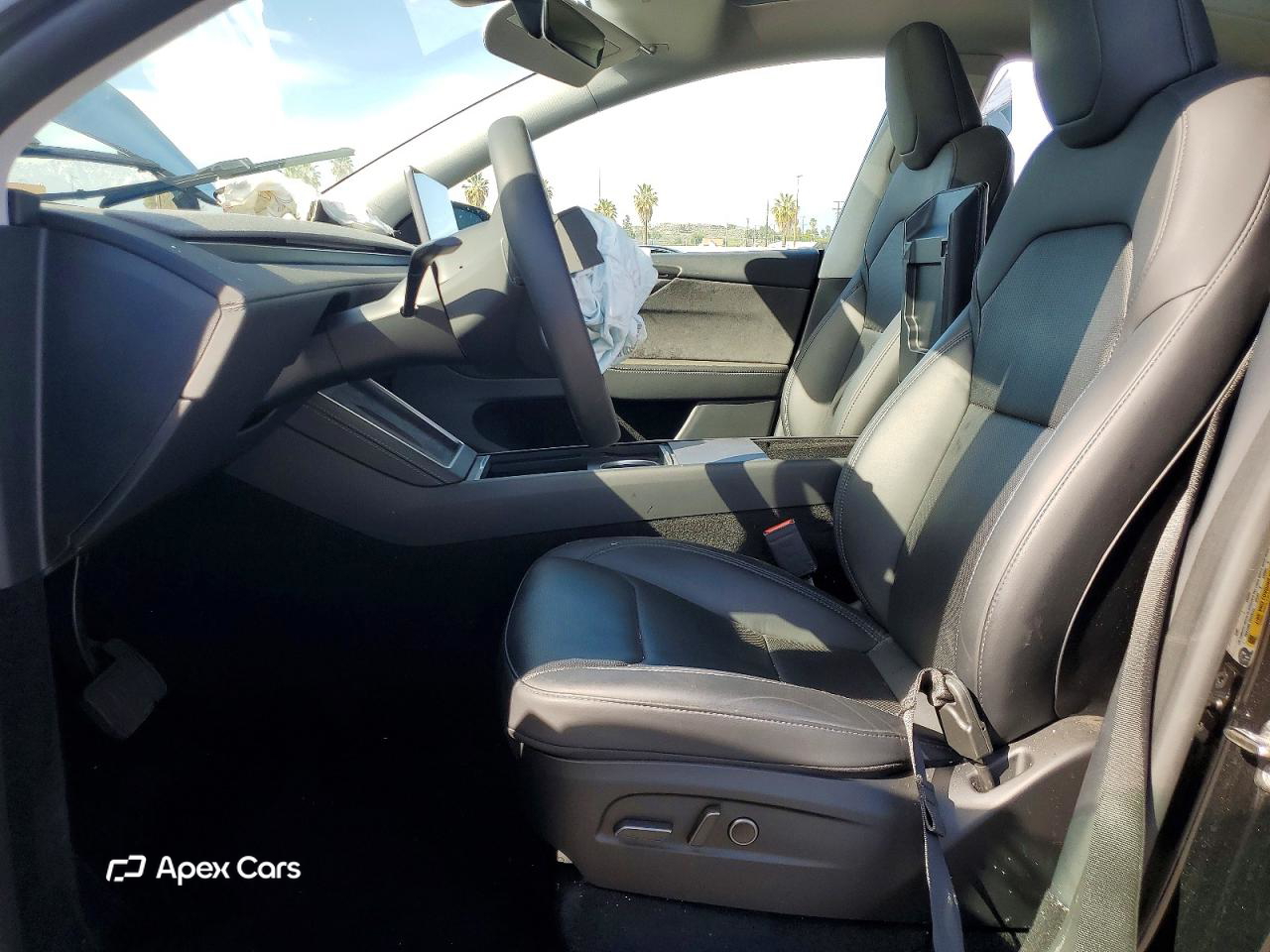 Tesla Model Y 2026
