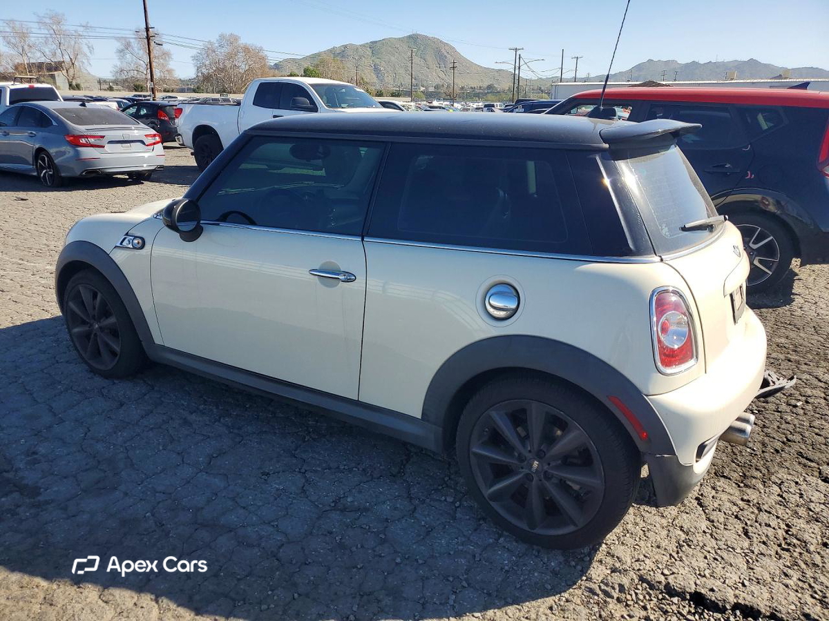 MINI Cooper 2013