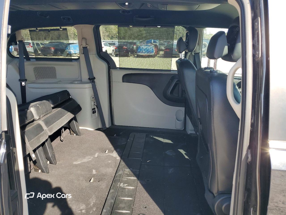 Dodge Caravan 2016
