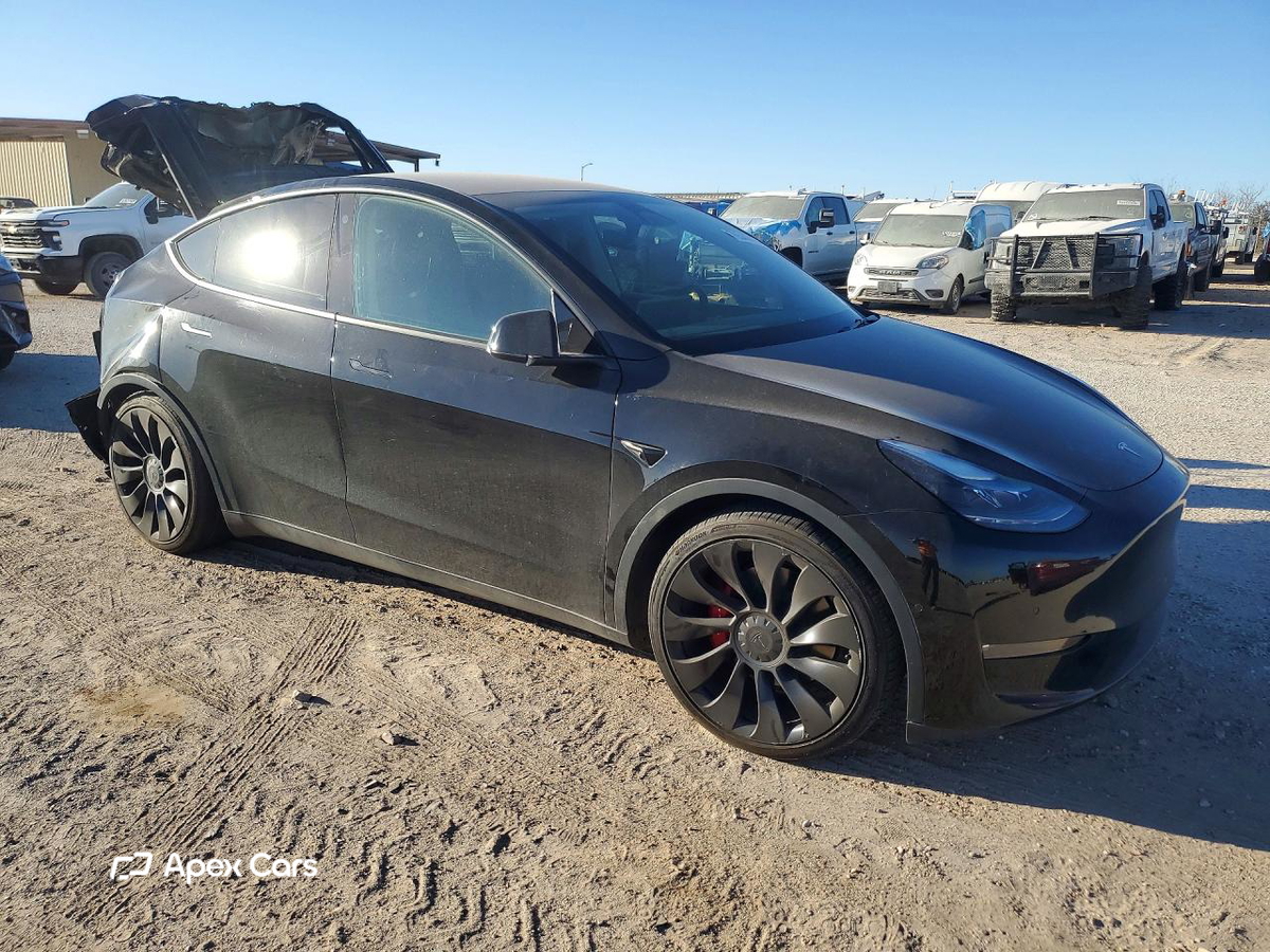 Tesla Model Y 2022