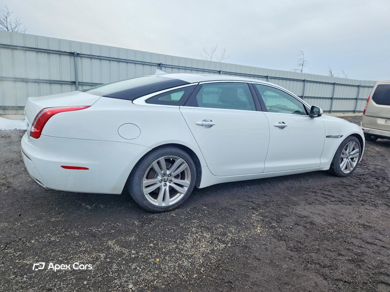Jaguar XJ 2013